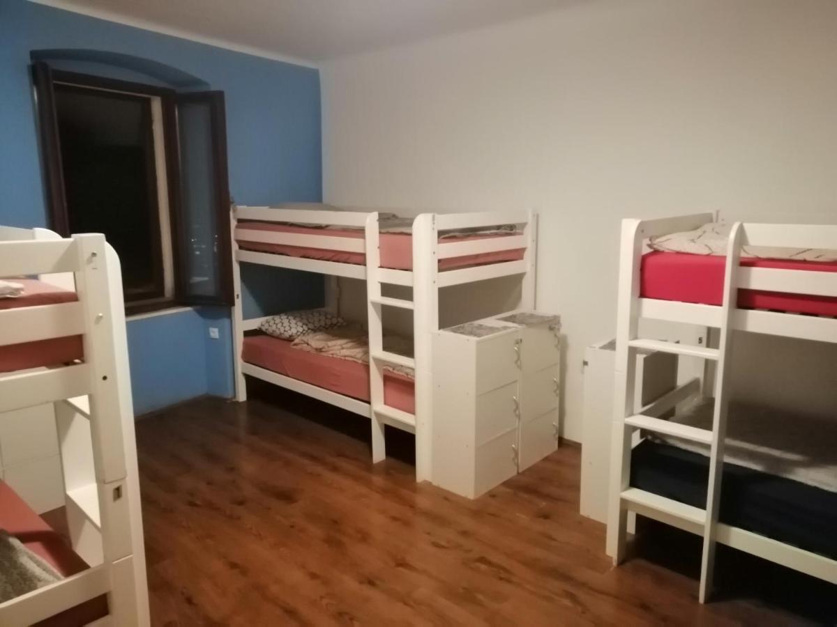 Hostel Kvarner- Private Rooms & Dorms Rijeka Exterior photo