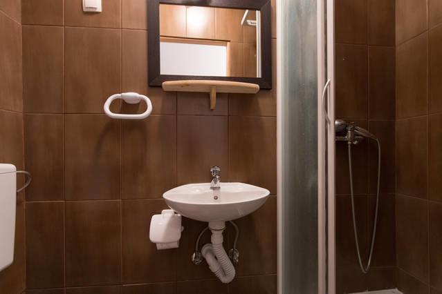 Hostel Kvarner- Private Rooms & Dorms Rijeka Exterior photo