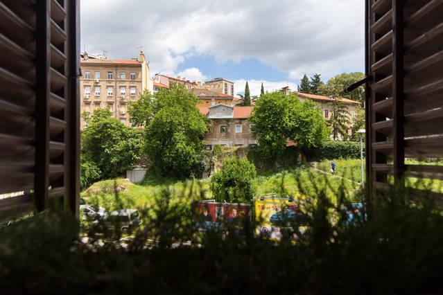 Hostel Kvarner- Private Rooms & Dorms Rijeka Exterior photo